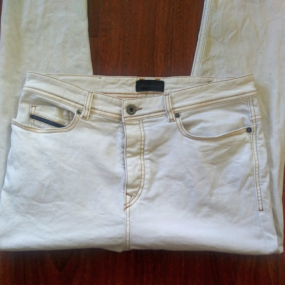 [ DIESEL black gold white denim like new ]